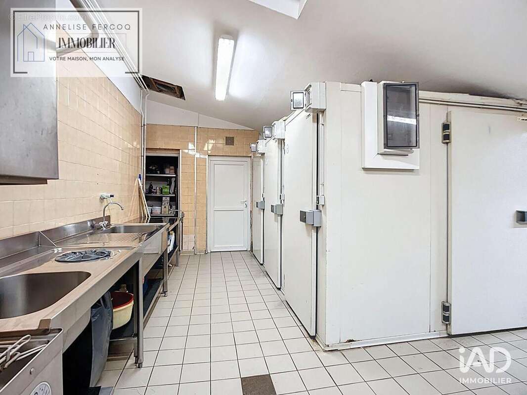 Photo 9 - Commerce à SAUVIGNY-LES-BOIS