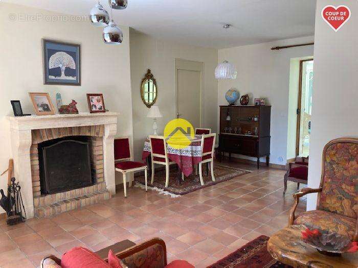 Ensemble immobilier - photo 5