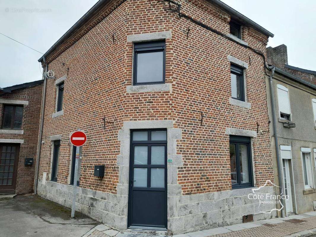 Maison à ETROEUNGT