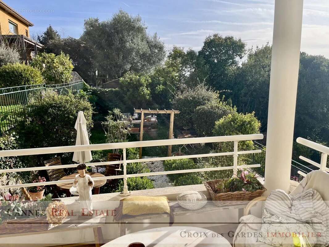 Appartement à CANNES