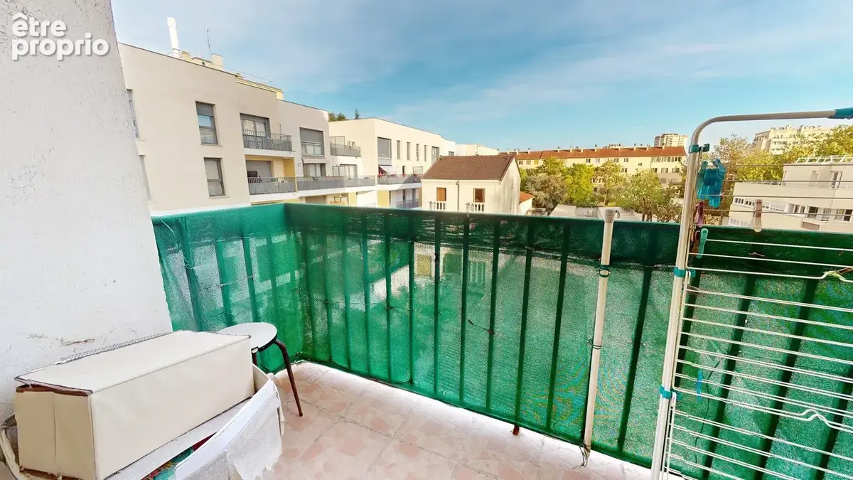 Appartement F3 dans le centre-ville de DRANCY - photo 7