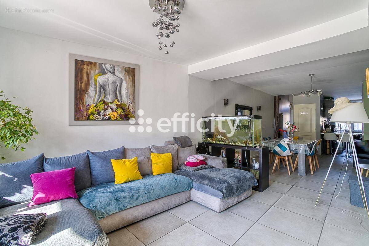 Maison à BOURGOIN-JALLIEU