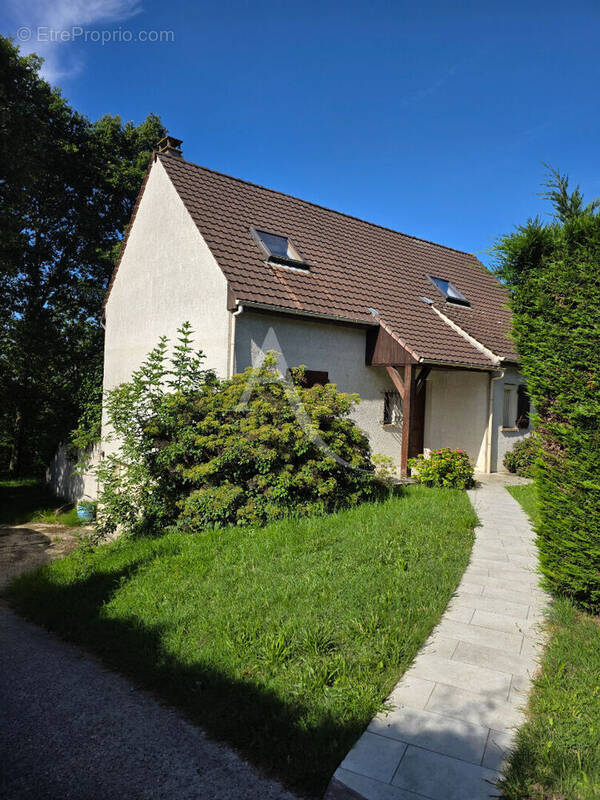 Maison à DAMMARTIN-EN-GOELE