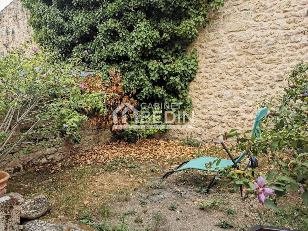 Maison à SAINT-JEAN-DE-BLAIGNAC