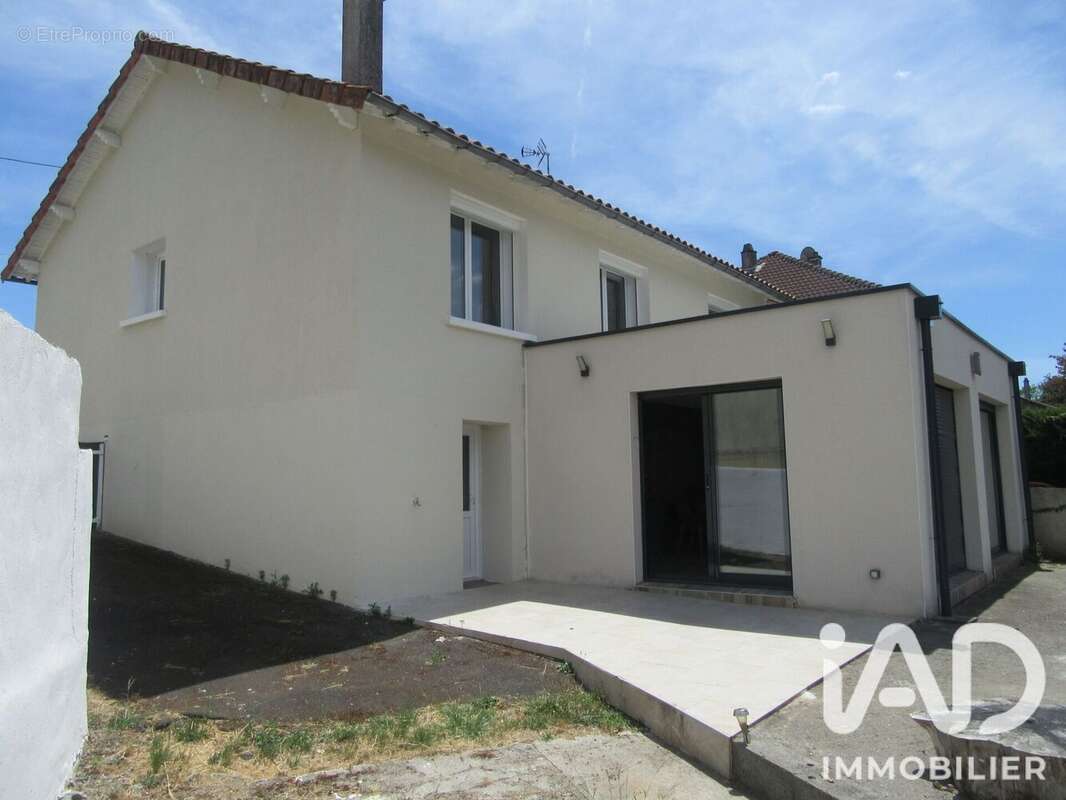 Maison 100 m² à Moncoutant  - photo 3