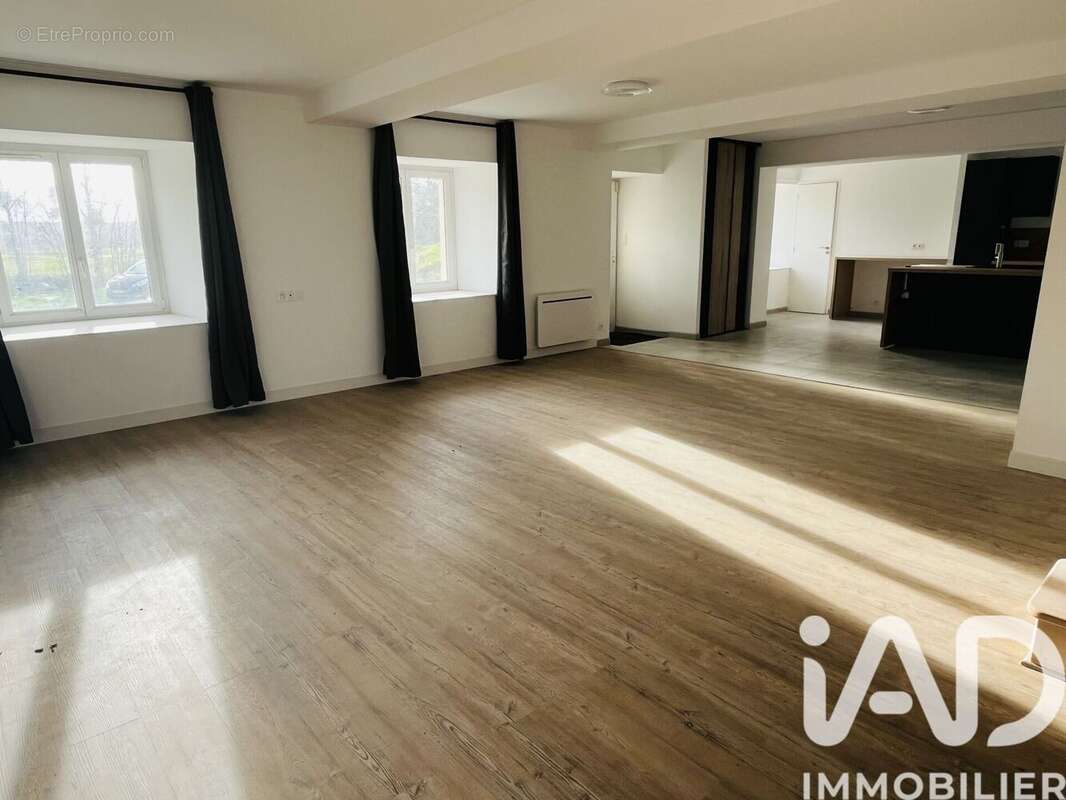 Photo 4 - Maison à LE THEIL-DE-BRETAGNE