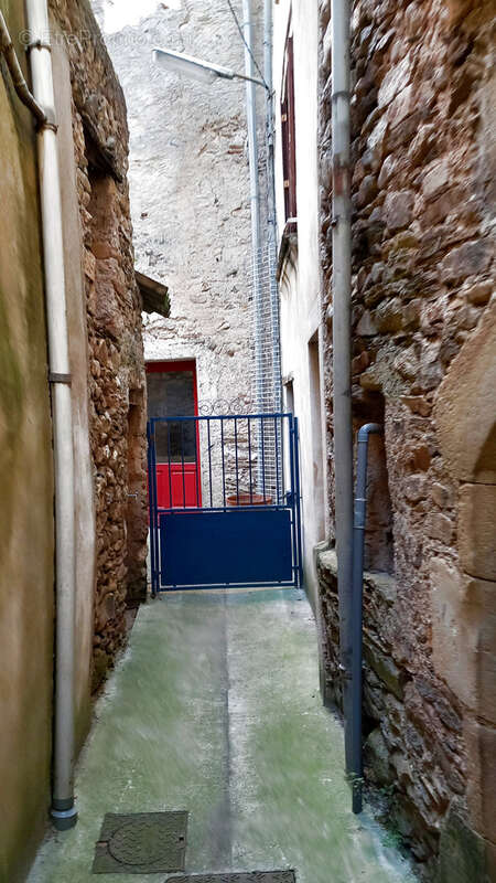 Maison à SAINT-GERVAIS-SUR-MARE