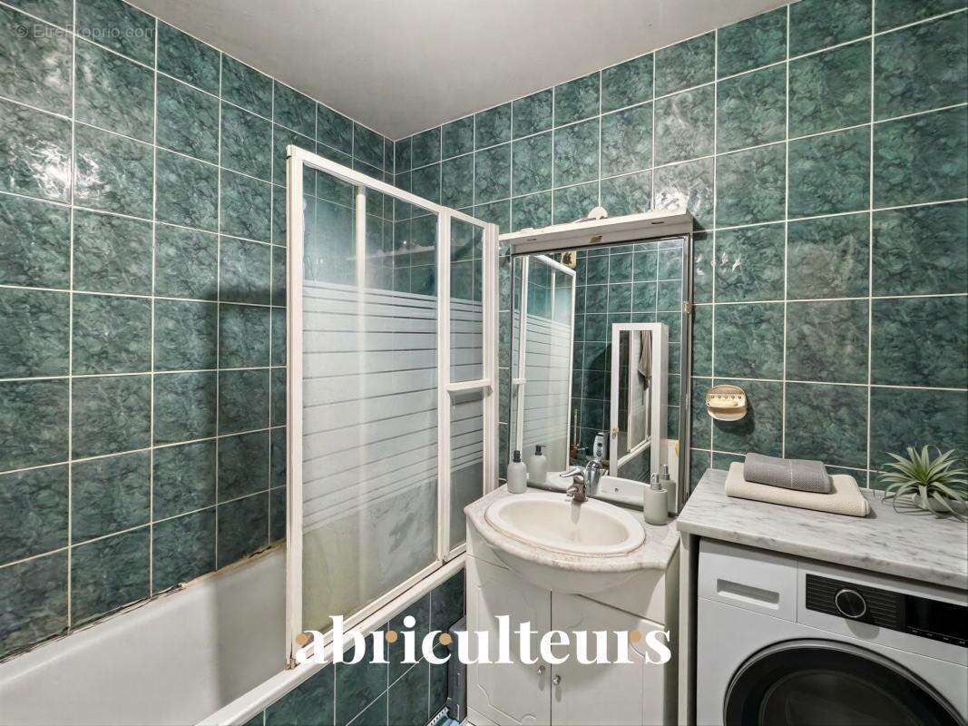 Appartement duplex - 78 m² - 4 pièces - en vente à Villeneuve-la-Garenne Avenue du Ponant (92390) - photo 12