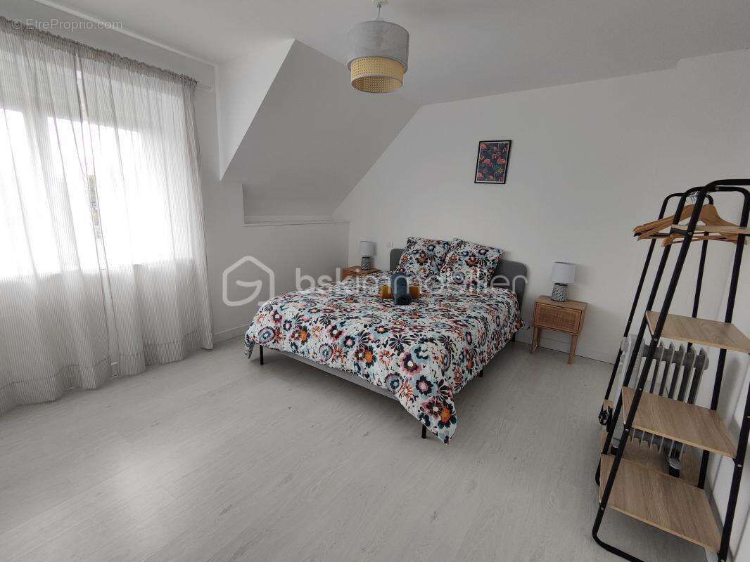 Maison à ROZ-SUR-COUESNON