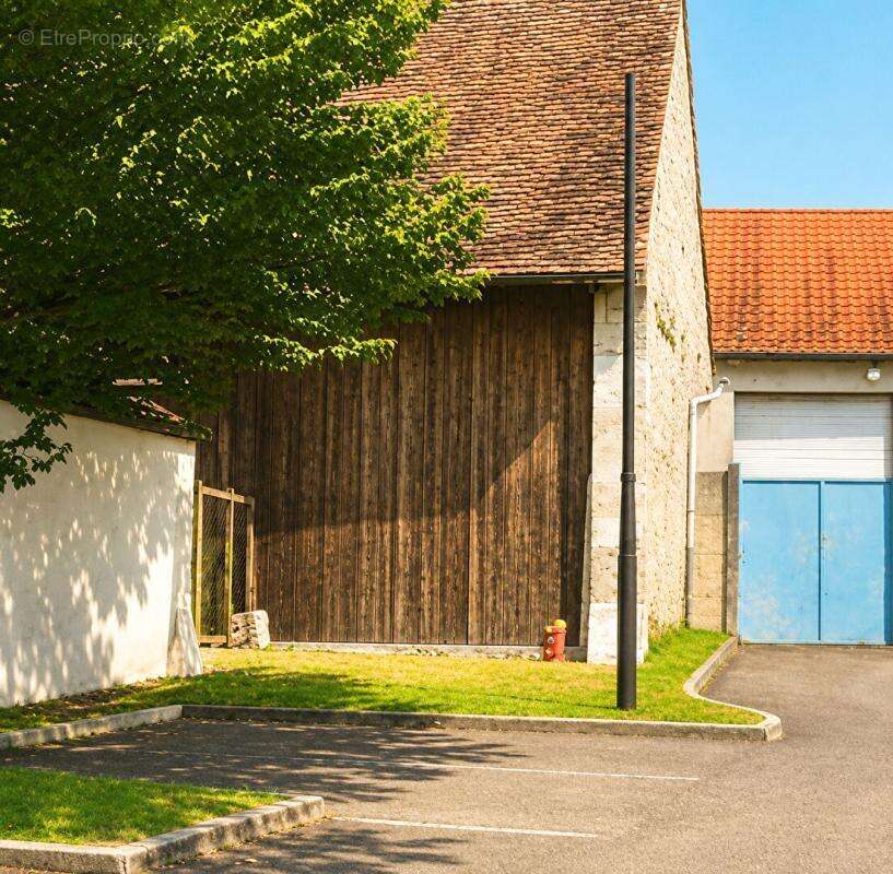 Grange centre ville Ouzouer Sur Loire 75 m2 - photo 2