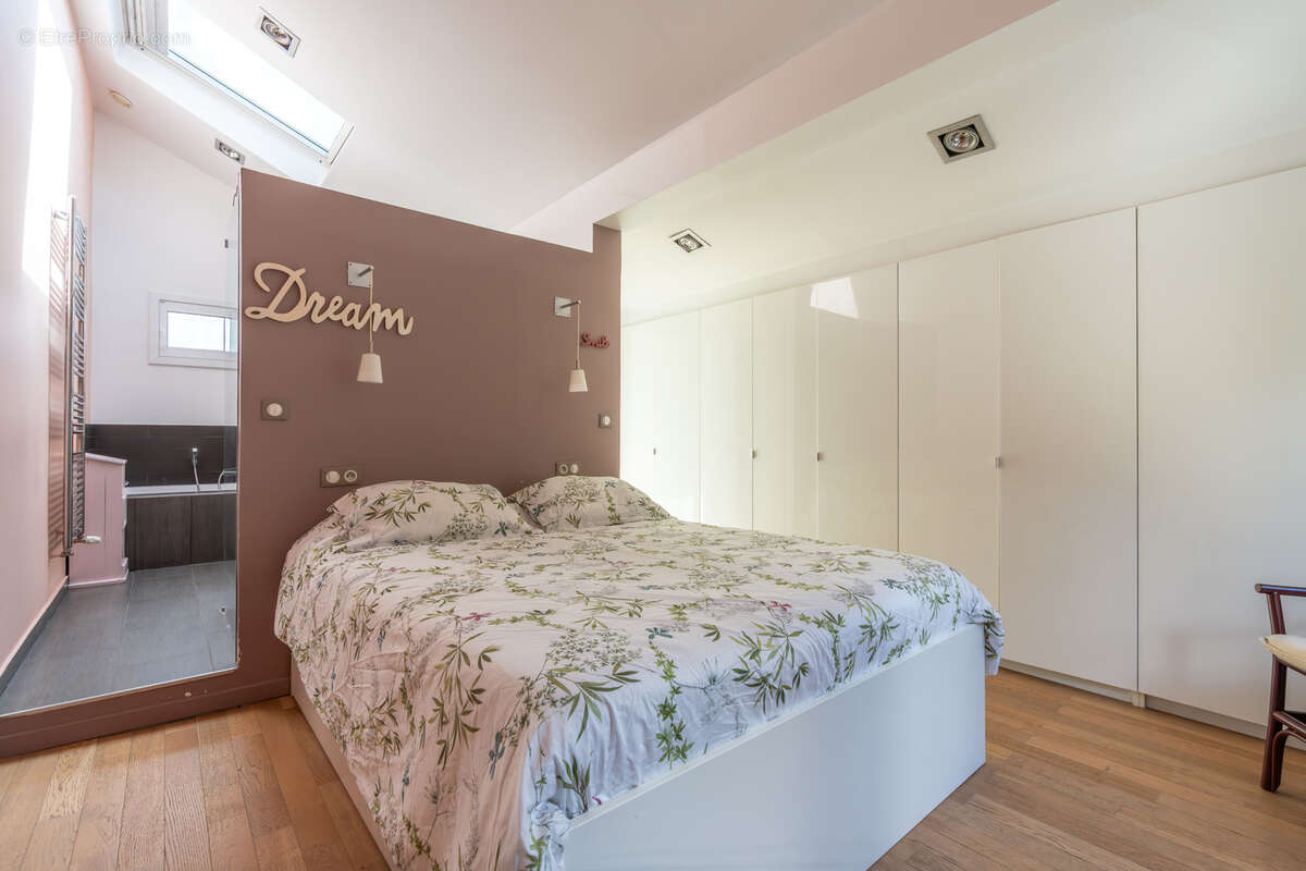 Maison à SAINT-MAUR-DES-FOSSES