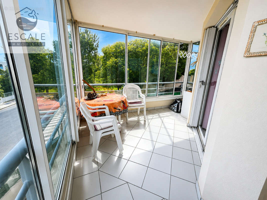 Vente type 3 + parking + garage en sus quartier chateau vert a sete - photo 6