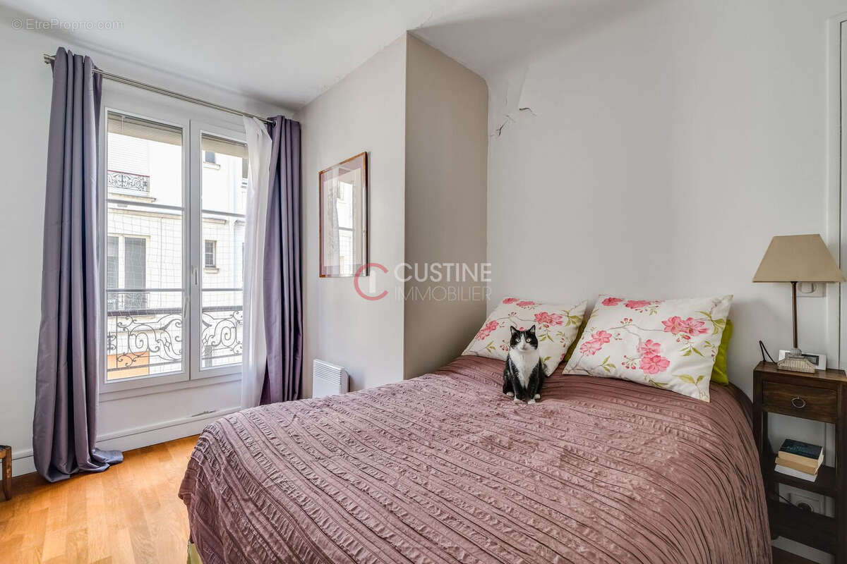 Appartement à PARIS-18E