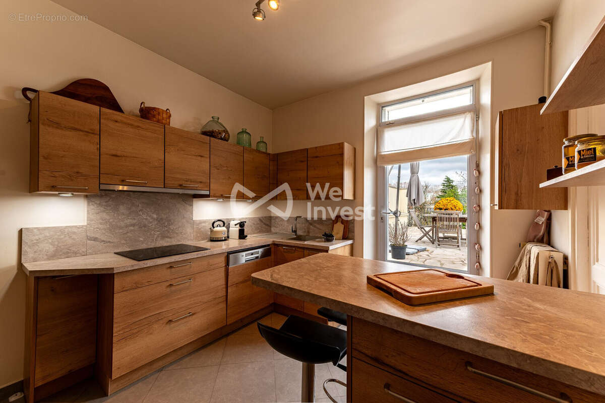 Maison à SAINT-PIERRE-LES-NEMOURS