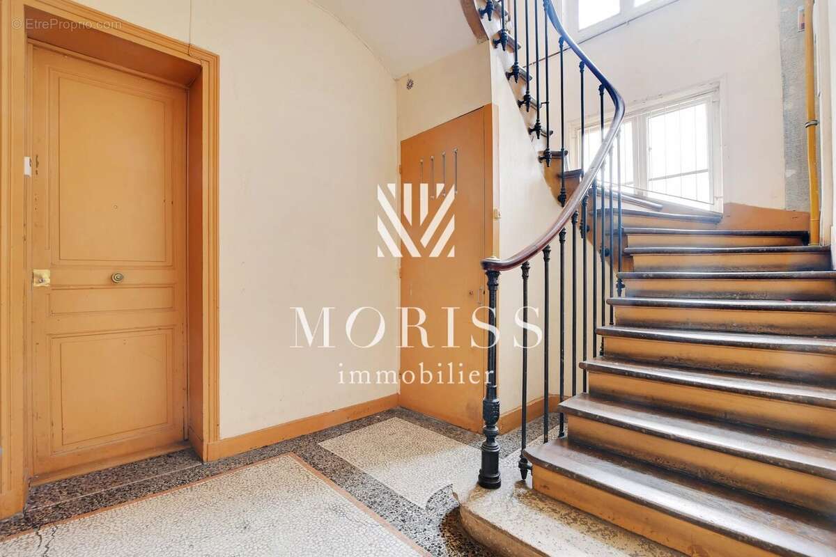 Appartement à PARIS-18E