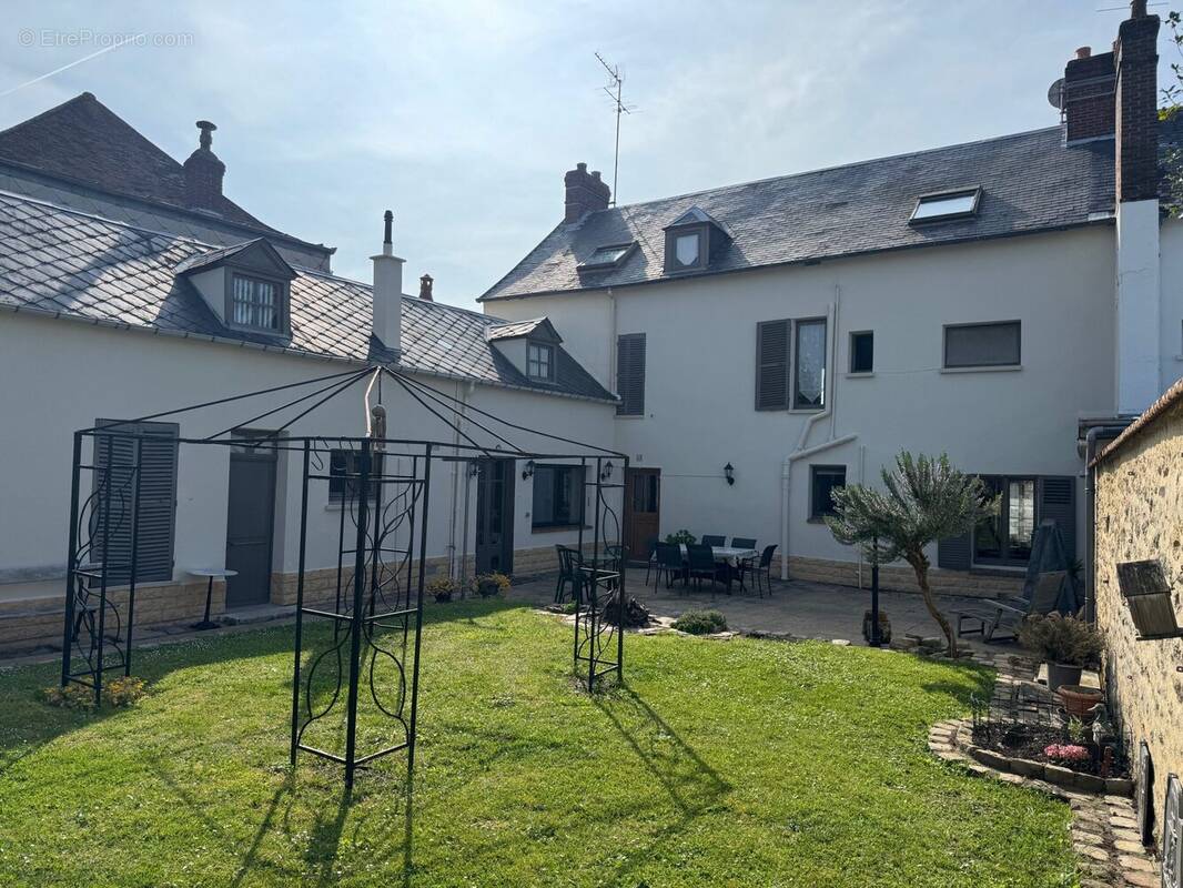 Maison à PACY-SUR-EURE