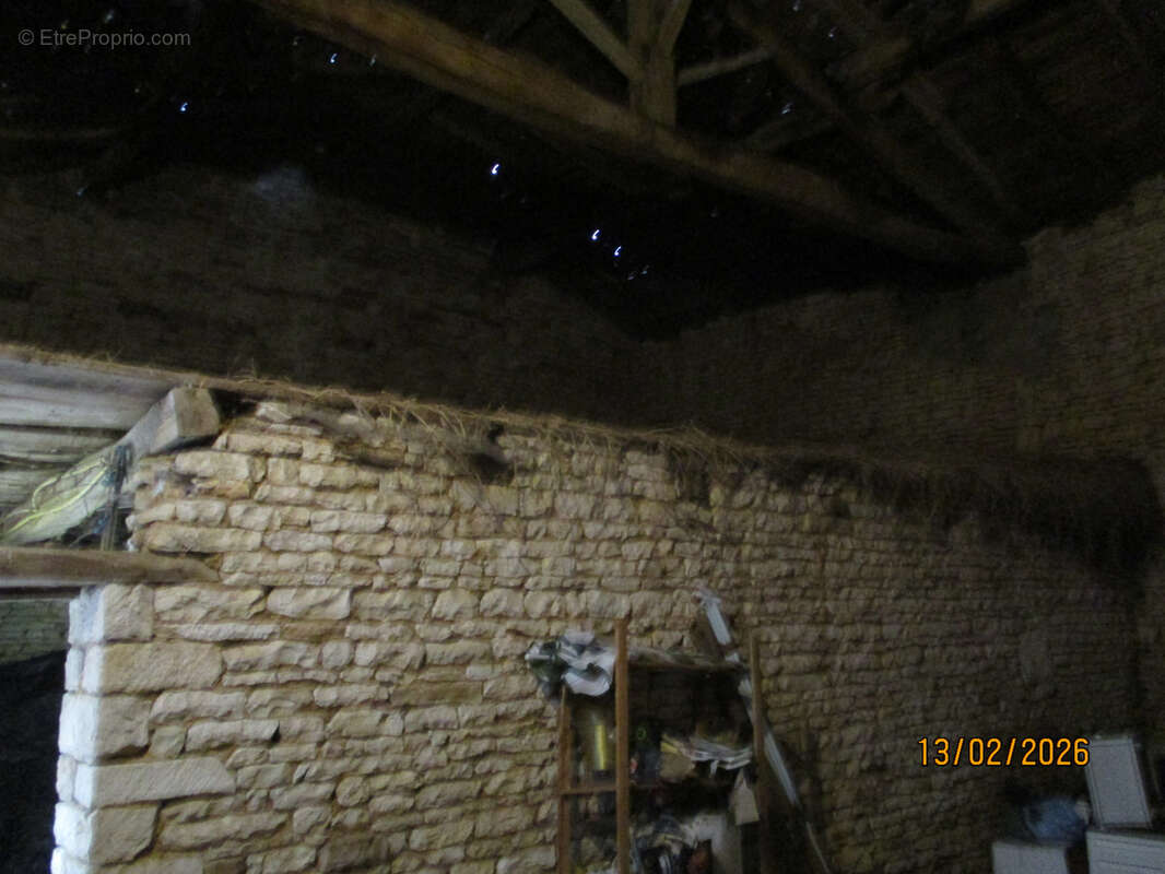 Ensemble immobilier de deux maisons. - photo 29
