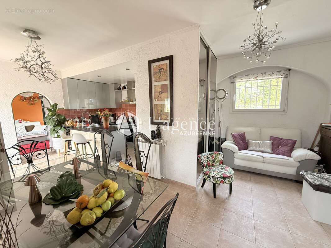 Appartement à CAGNES-SUR-MER