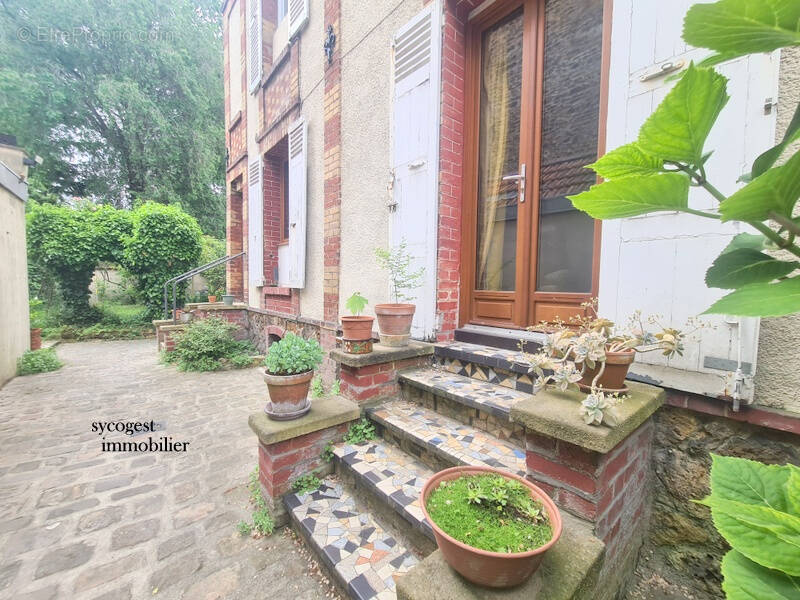 Appartement à NOISY-LE-SEC