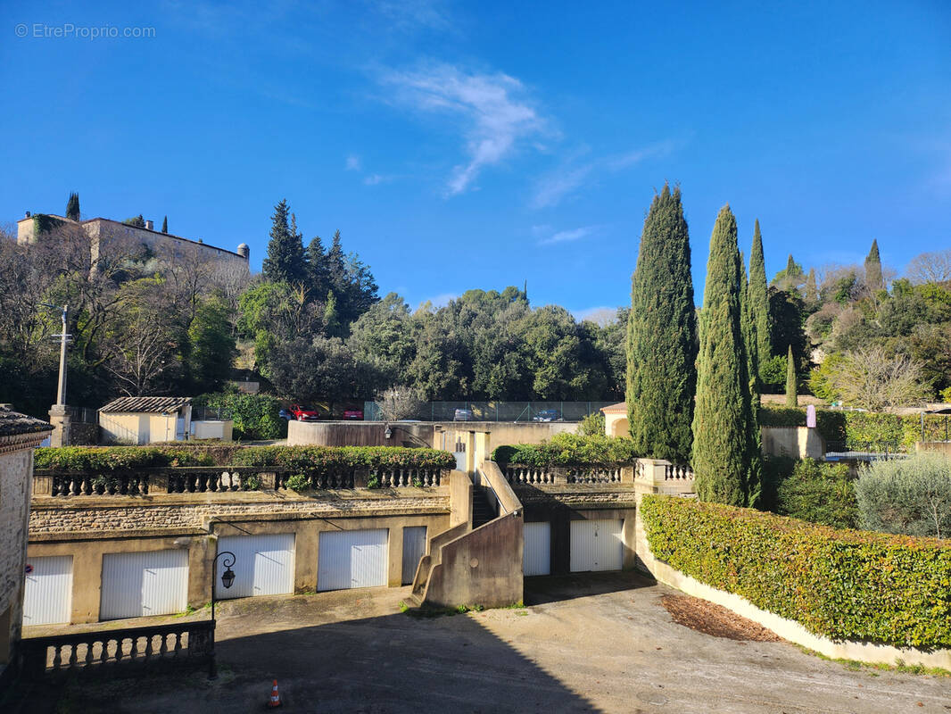 Appartement à UZES