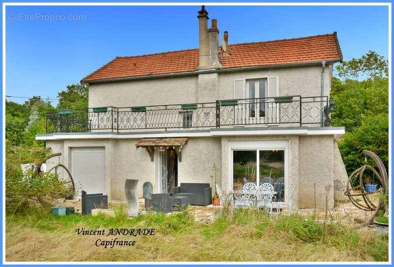 Maison à FONTENAY-LES-BRIIS