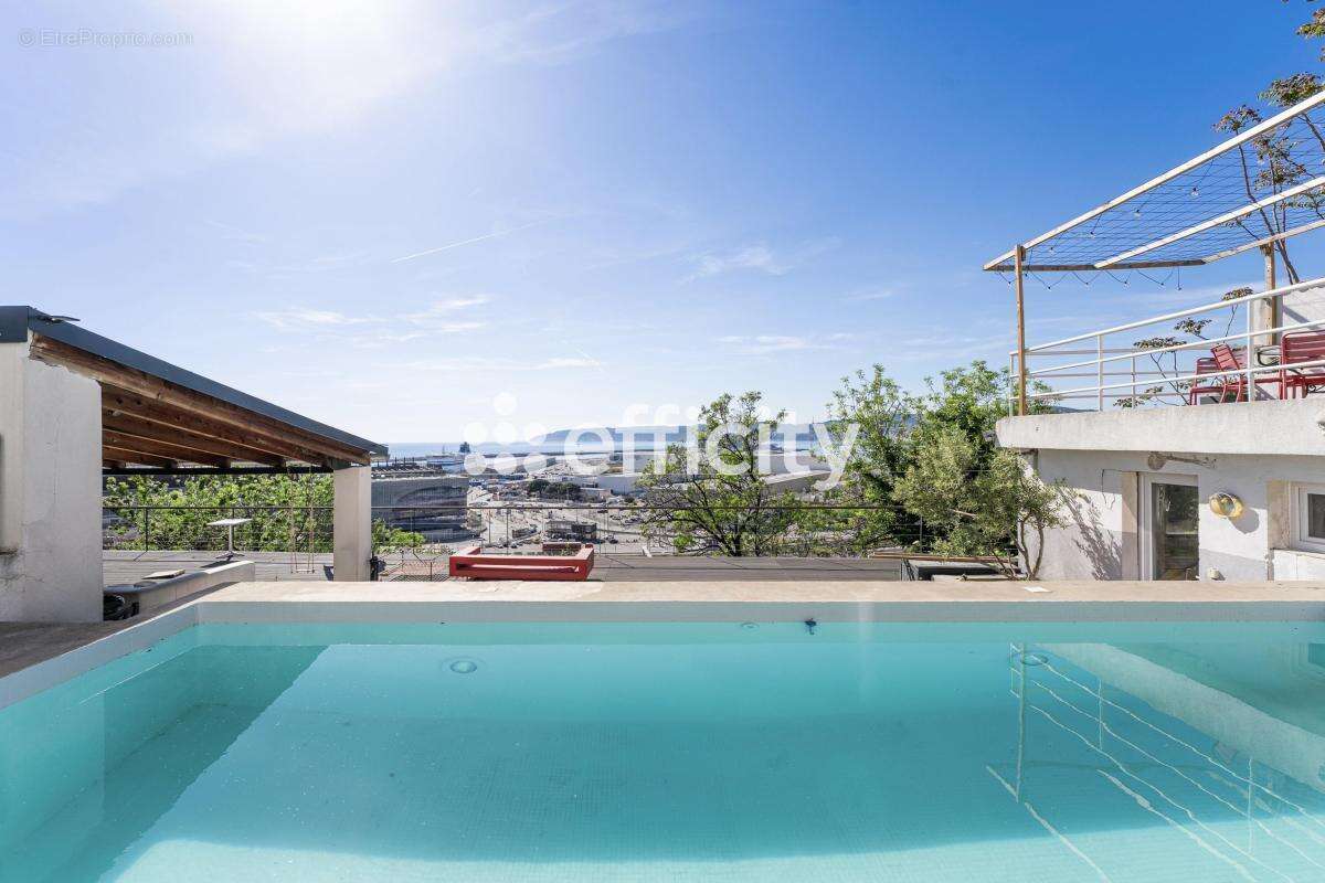 Maison à MARSEILLE-15E