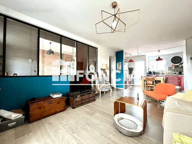 Appartement à SIX-FOURS-LES-PLAGES