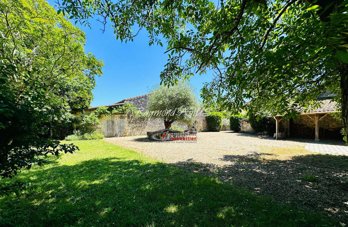 Maison à PORT-SAINTE-FOY-ET-PONCHAPT