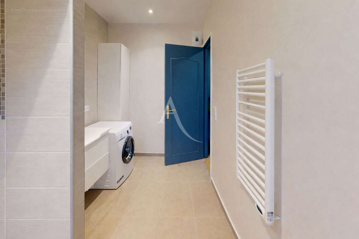 Appartement à MAISONS-ALFORT