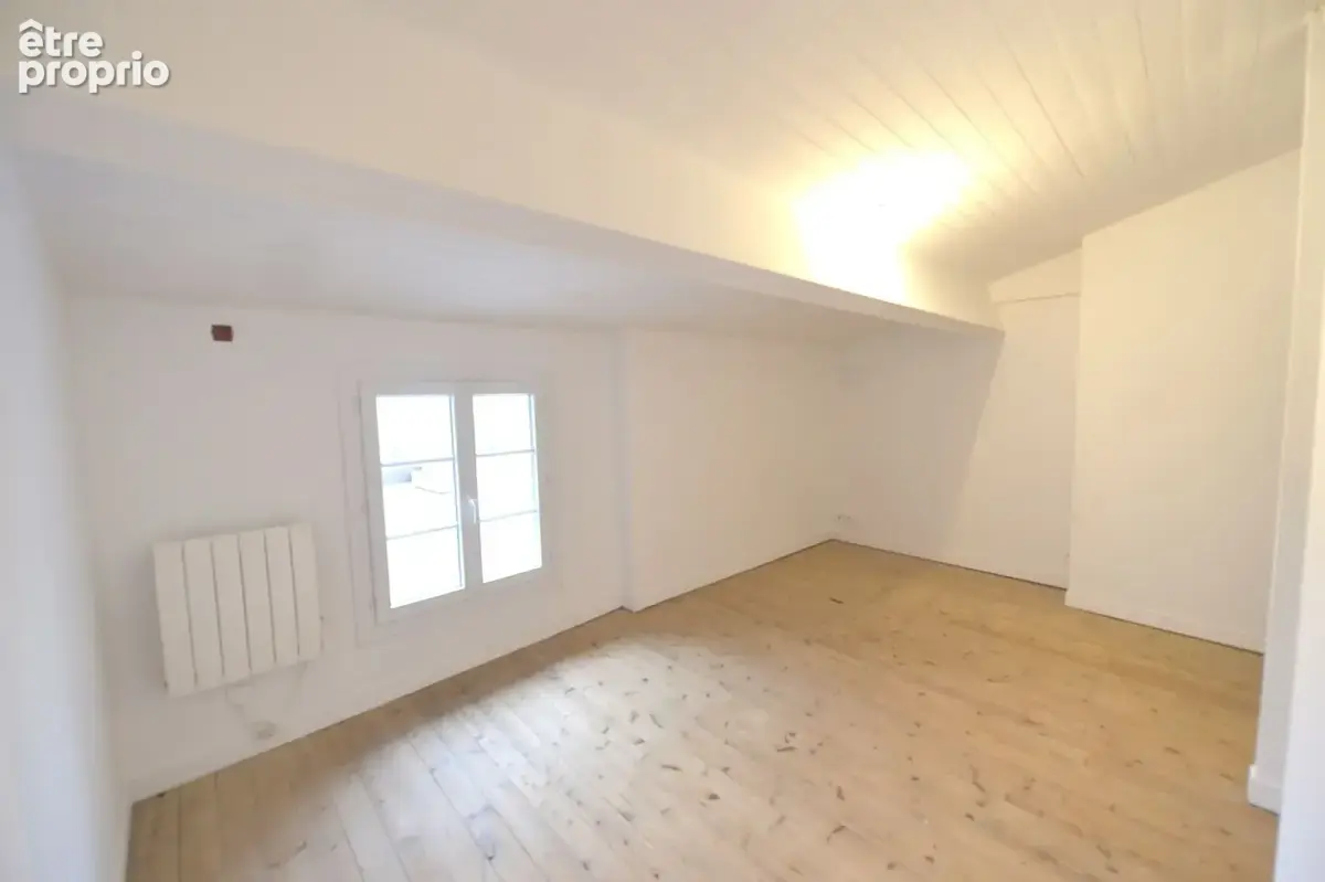 Maison 110 m² à Saint-Georges-De-Didonne  - photo 9