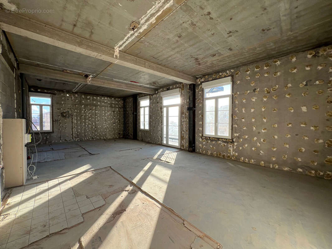 Appartement à SAINT-ETIENNE