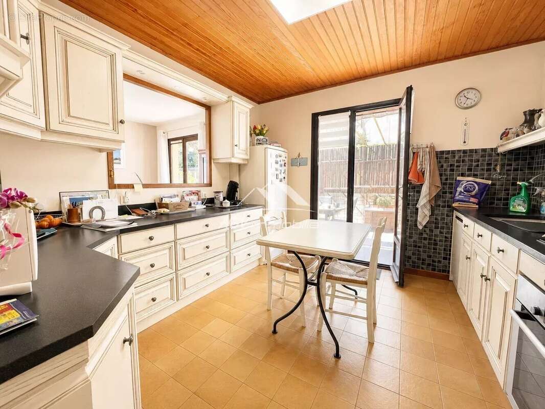 Saint-Martin-de-Valgalgues - Maison de plain-pied avec piscine, au calme à 5 minutes des commodités - photo 6