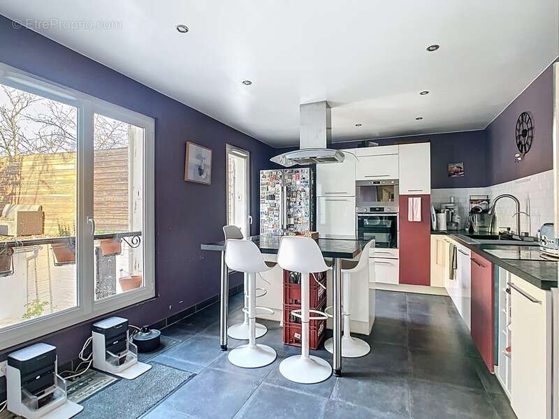 Maison à ASNIERES-SUR-SEINE