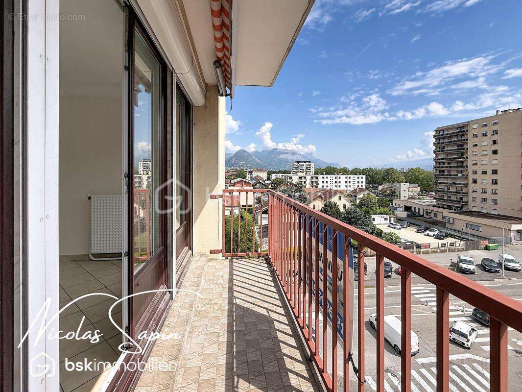 Appartement à ECHIROLLES