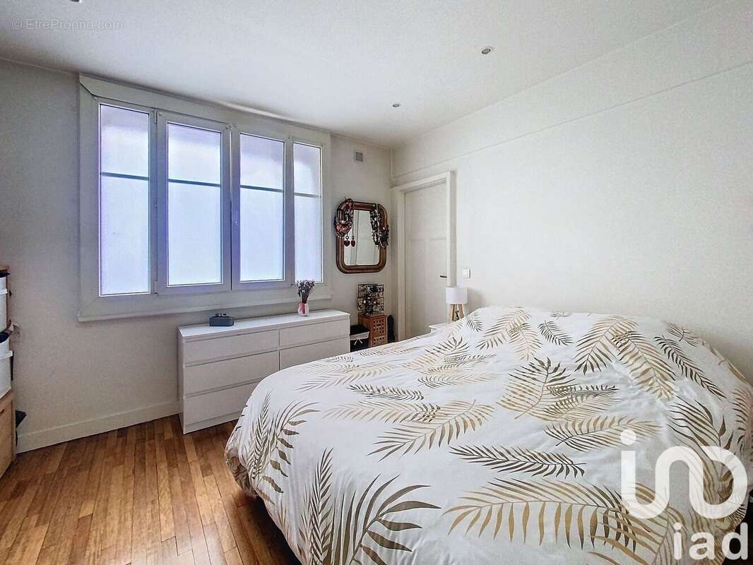 Photo 4 - Appartement à LA GARENNE-COLOMBES