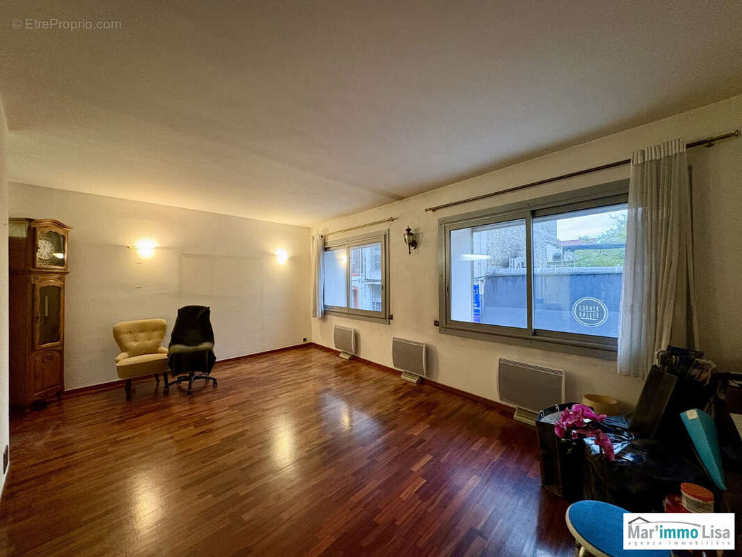 Maison à MARSEILLE-5E