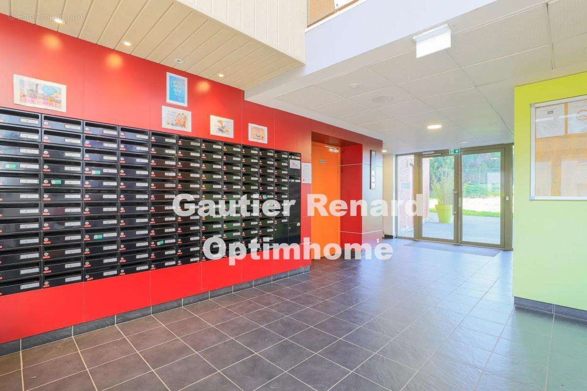 Studio 20 m² – Résidence Services Étudiants – LMNP – Loyer Garanti – Résidence City Études – Valenciennes - photo 14