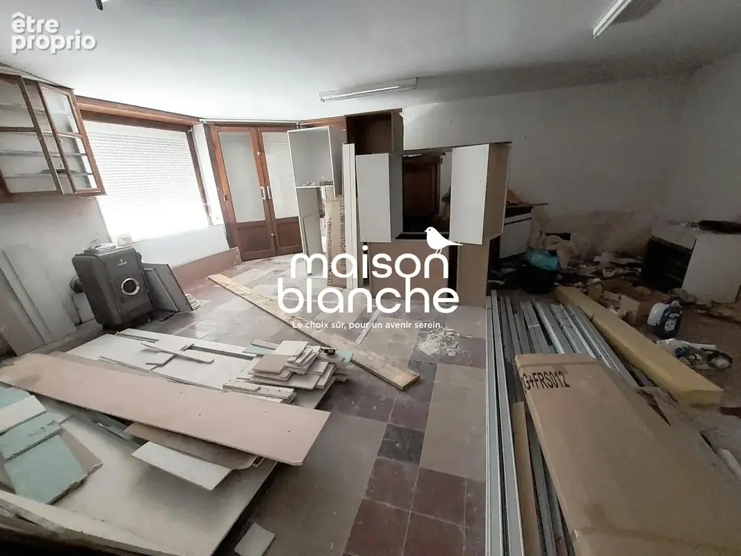 Maison 4 pièces 155 m² à vendre à Saint-Germain-De-Longue-Chaume (79200) - photo 2