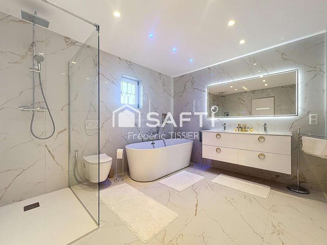 Photo 7 - Maison à LA ROQUETTE-SUR-SIAGNE