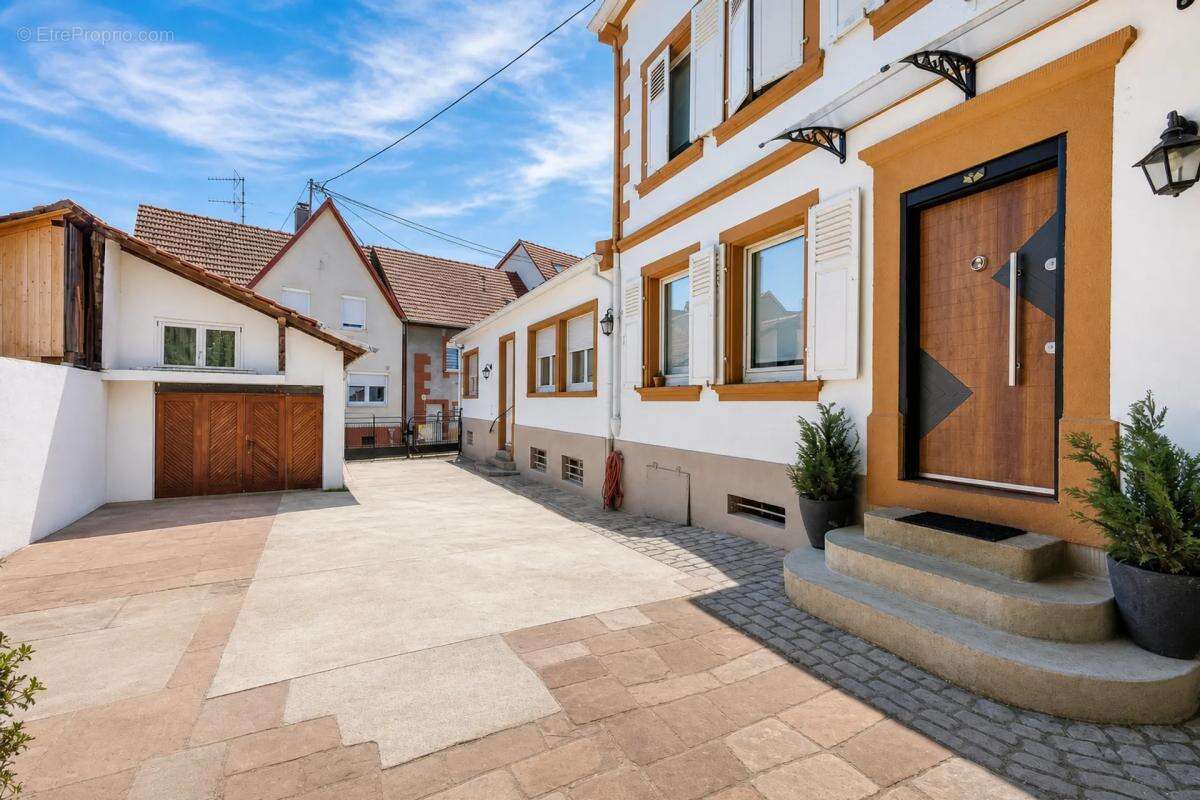 Maison de 8 pièces de 218 m² à Ingwiller - photo 15