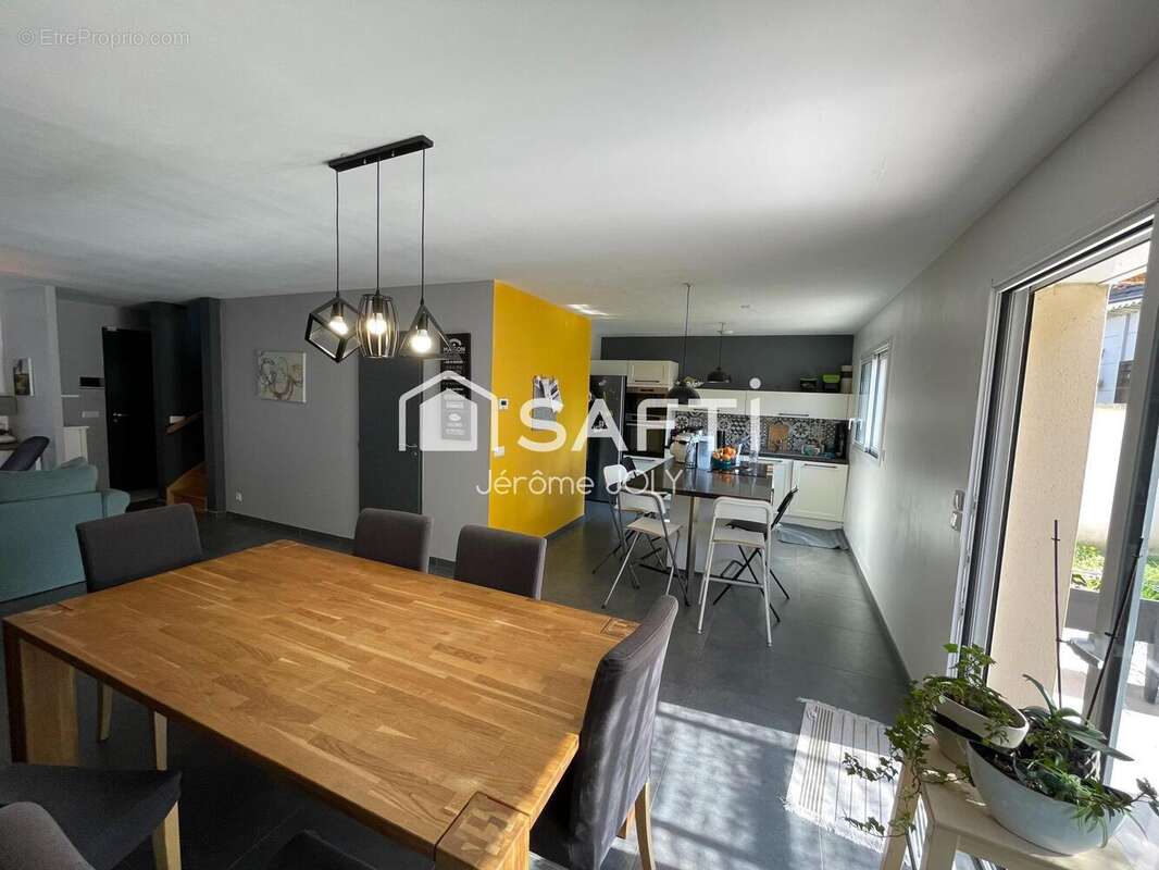 Photo 6 - Maison à POISSY