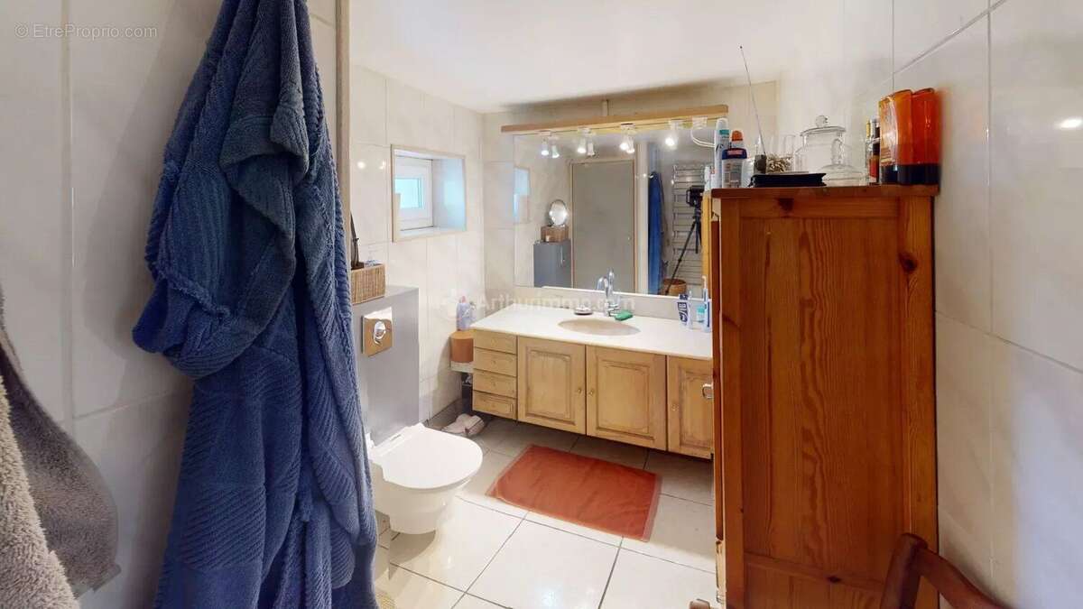 Maison à SAINT-JEAN-DE-BOURNAY