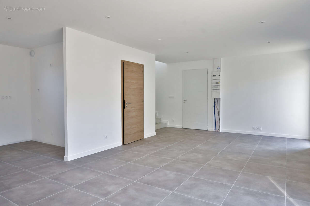 Maison Type 4 - 88 m2 habitables - Terrain 300 m2 - - photo 3