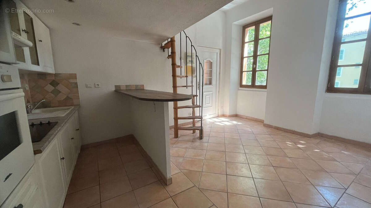 Appartement à BRIGNOLES