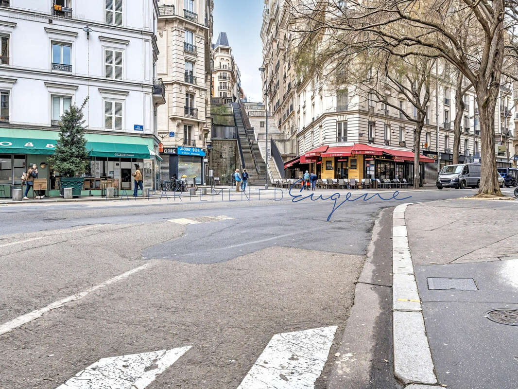 Appartement à PARIS-18E