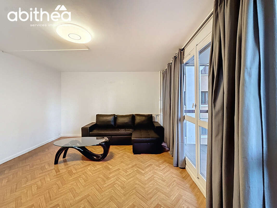 Appartement à CHOISY-LE-ROI