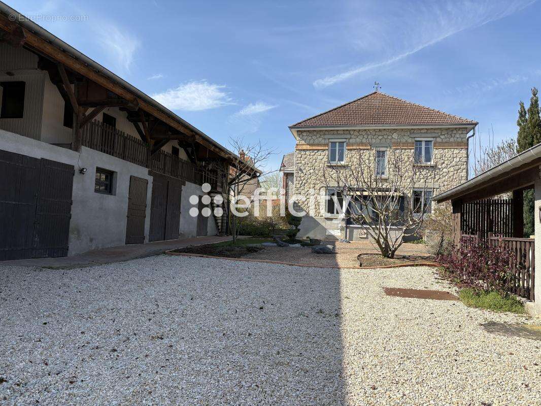 Maison à BEINE-NAUROY