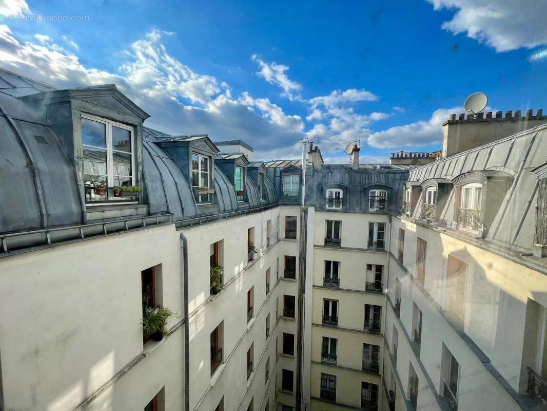 Appartement à PARIS-19E