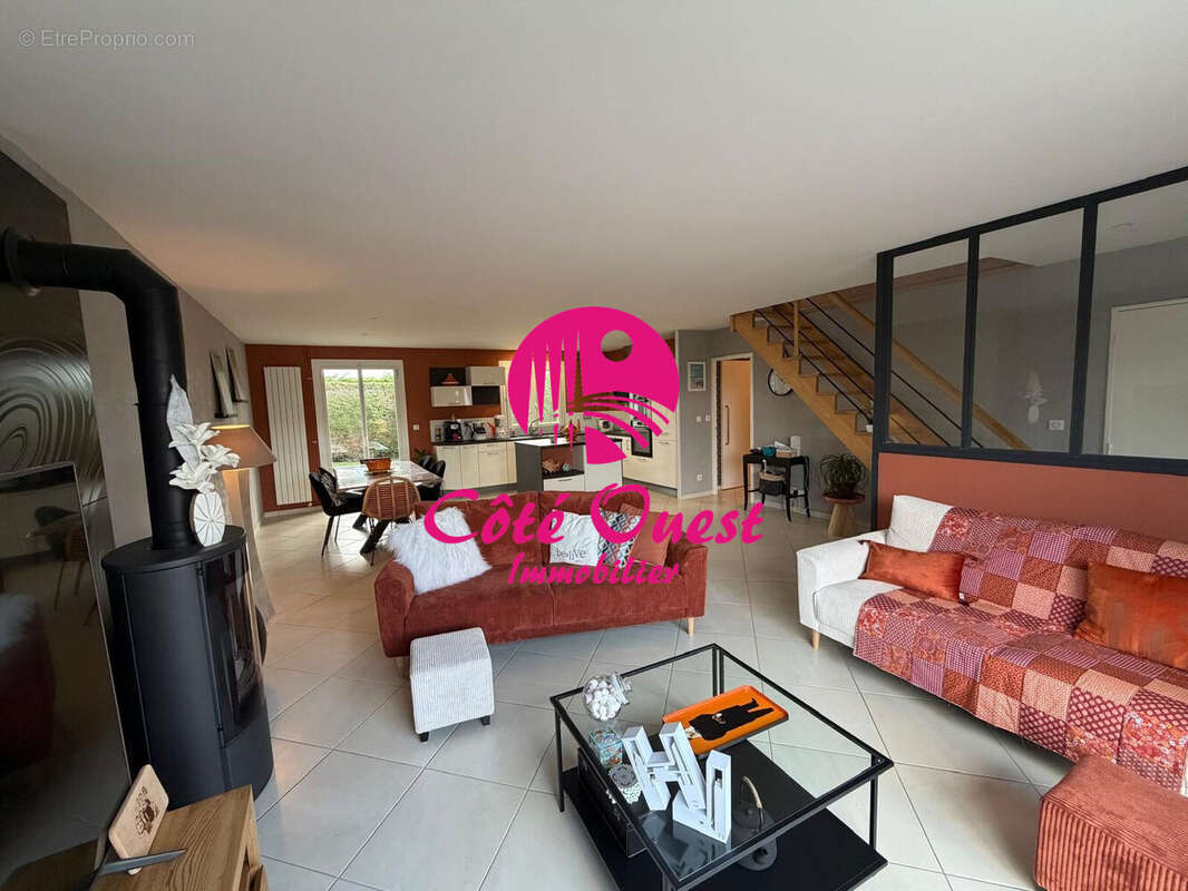 Maison à SAINT-MARTIN-DU-MANOIR