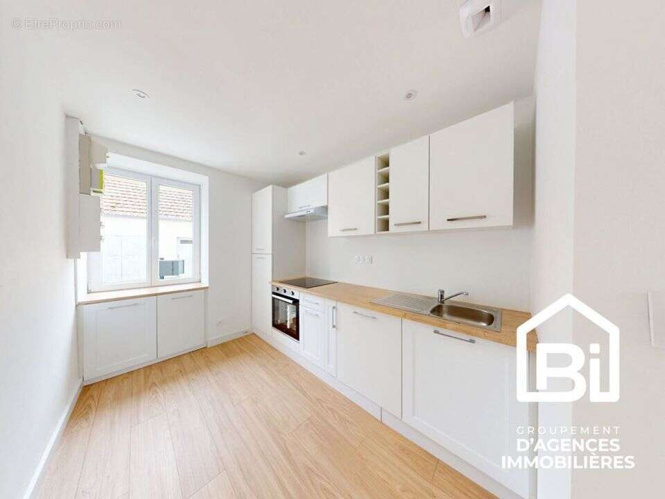 Maison à OUISTREHAM